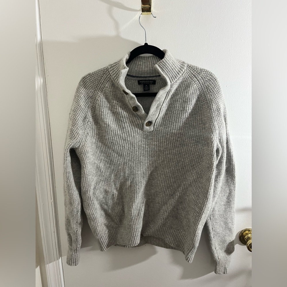 Banana Republic Pierro Light Gray Wool Men's Sweater - Picture 3 of 6